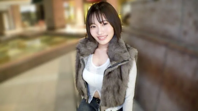 The Unscripted Chemistry of a First Timer Who Has No Idea How Captivating She Is SIRO 5645 — MGS Originals